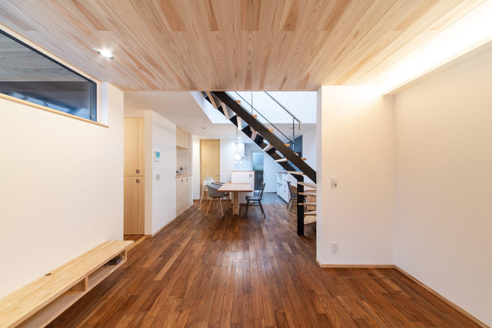 廿日市に建つ子育て家族パッシブデザイン注文住宅