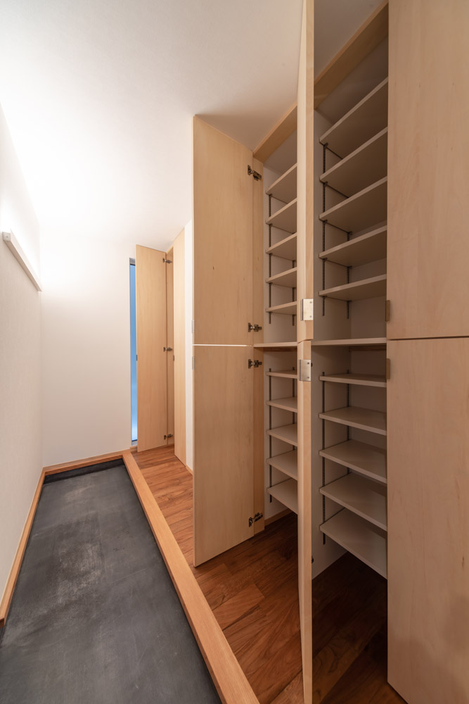 廿日市に建つ子育て家族パッシブデザイン注文住宅