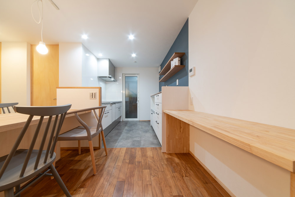 廿日市に建つ子育て家族パッシブデザイン注文住宅