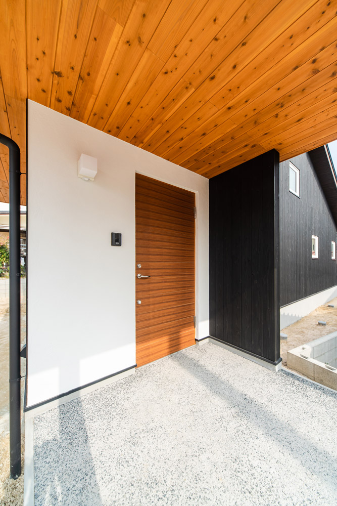 広島市安佐南区に建つ　優しい高性能注文住宅