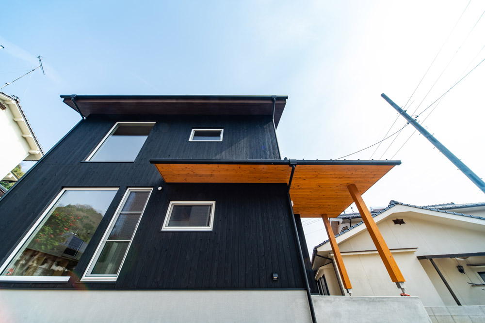 広島市安佐南区に建つ　優しい高性能注文住宅