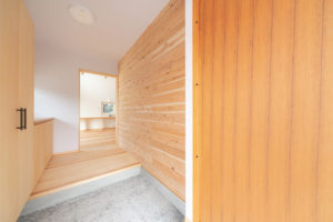 広島市安佐南区に建つ　優しい高性能注文住宅