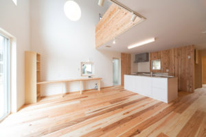 広島市安佐南区に建つ　優しい高性能注文住宅