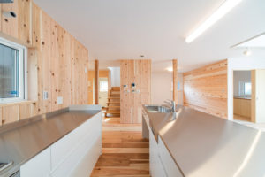 広島市安佐南区に建つ　優しい高性能注文住宅