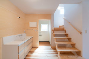 広島市安佐南区に建つ　優しい高性能注文住宅