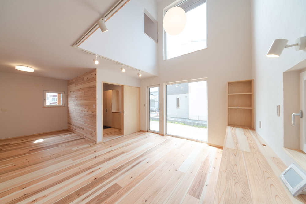 広島市安佐南区に建つ　優しい高性能注文住宅