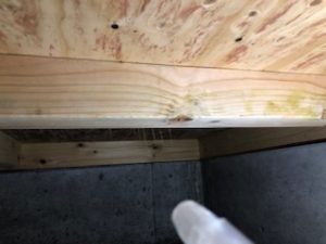 床下 カビ対策 アルコール殺菌