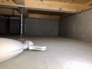 基礎断熱の床下 掃除