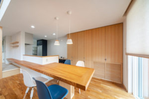 廿日市で最上級の快適性　廿日市パッシブハウス　使いやすい　ダイニングテーブル