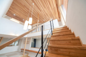 廿日市で最上級の快適性　廿日市パッシブハウス　明るい吹き抜け