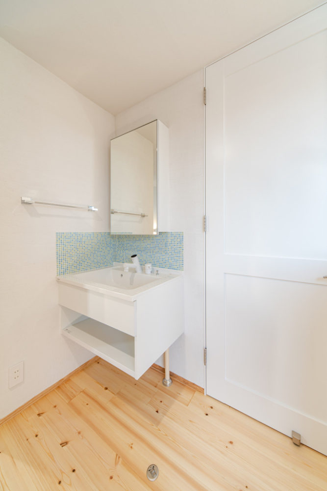 広島で最上級の快適性　こころパッシブハウス　おしゃれな洗面