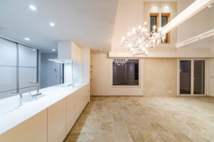 広島で最上級の快適性　こころパッシブハウス　おしゃれなリビング